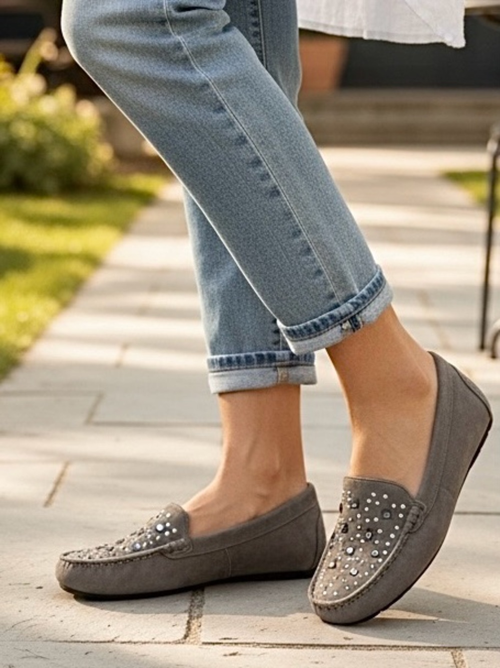 Vionic Athens Loafers Slip on Moccasins Taupe Gray Leather Women’s Size 7.5 - Picture 13 of 13